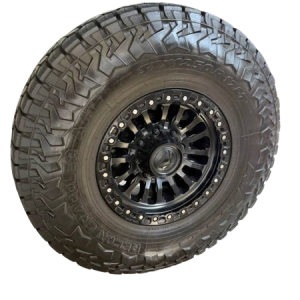 F250 F350 Super Duty 17″ Wheels with 37″ Tires